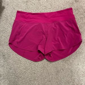 Lululemon-Speed Up Mid Rise 4”